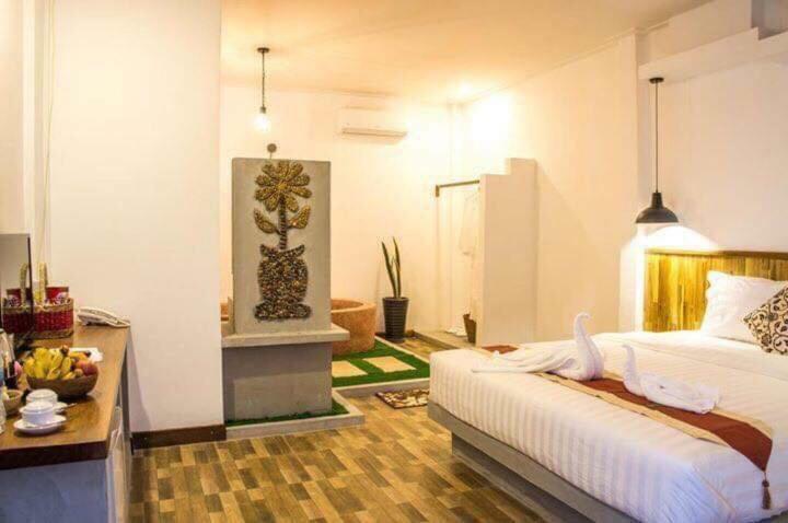 Boreirum Thmorda Hotel Resort Kampot Exteriör bild